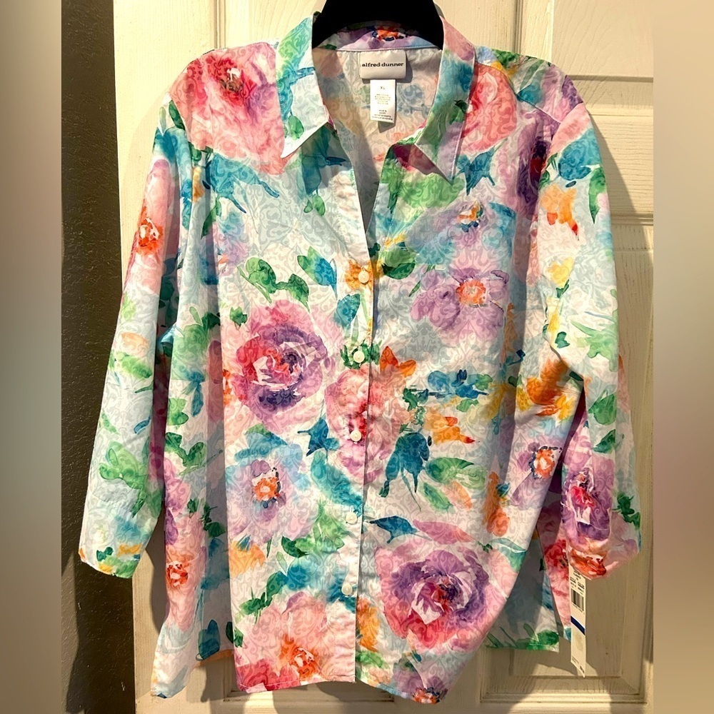 Alfred Dunner NWT Multi Colored Floral Button Down Collared Blouse